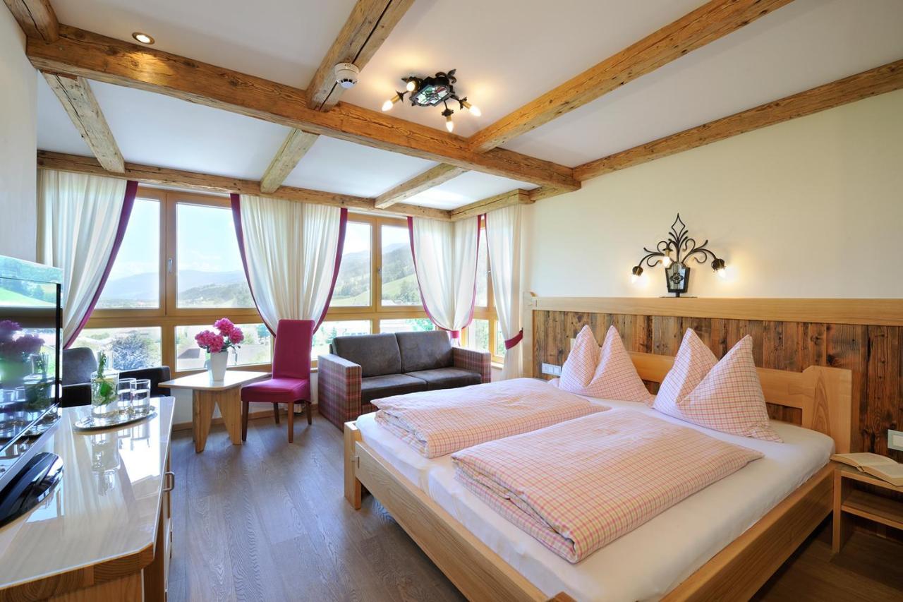 Hotel Herrschaftstaverne 恩斯塔尔豪斯 外观 照片